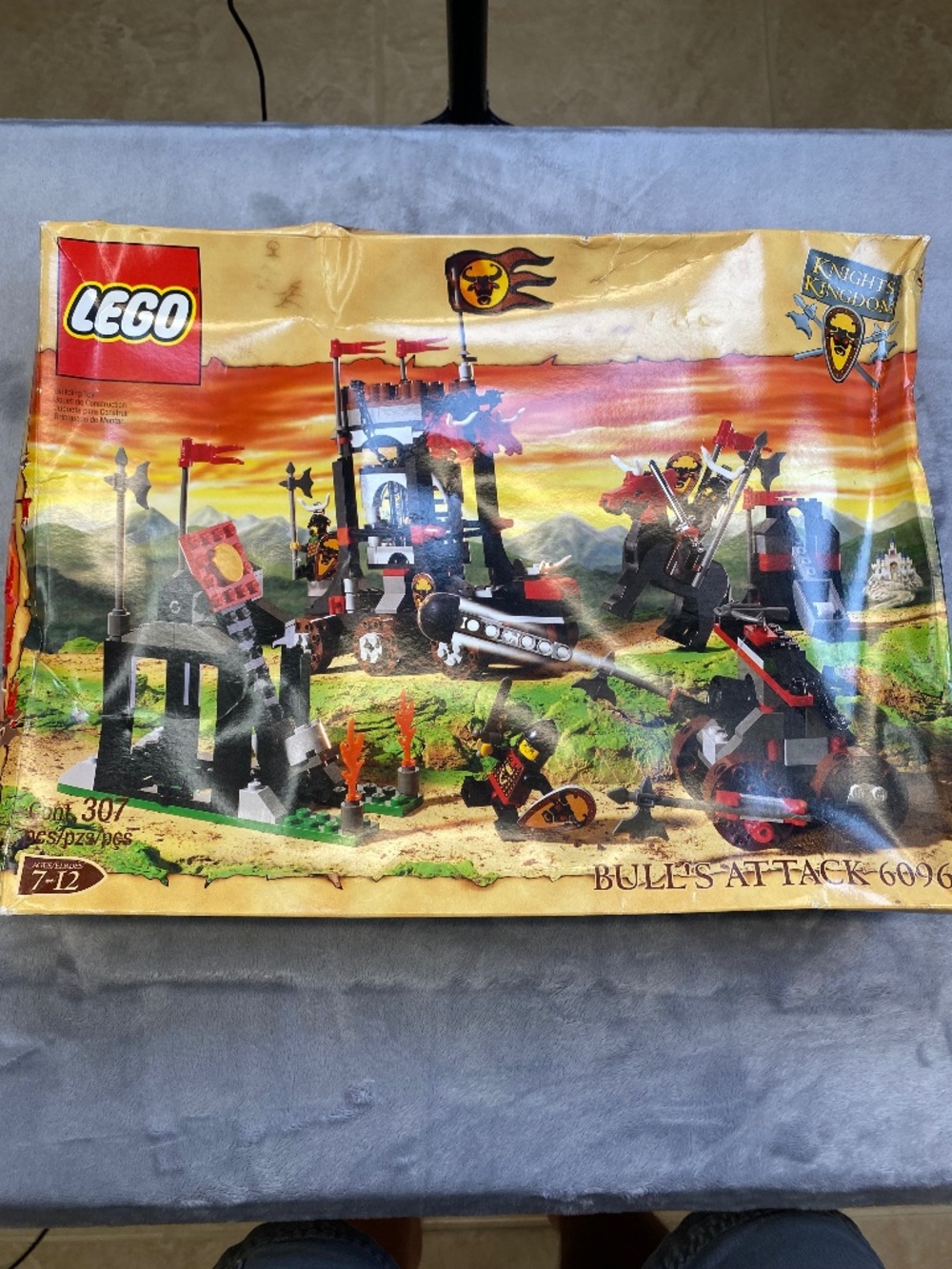 Lego 6096 Bull's Attack - NEW IN BOX - Knights' Kingdom set retired in 2003